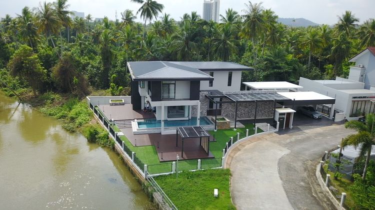 ขายวิลล่าสวย อ.เมือง สุราษฎร์ธานี For Sale Modern Newly Renovated Villa in Suratthani, Thailand