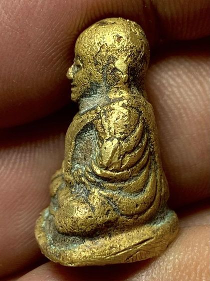 รูปหล่อหลวงพ่อเงินเนื้อทองผสมเก่าๆสวยๆ รูปที่ 4