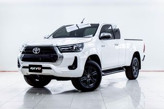 TOYOTA   HILUX REVO  2.4 ENTRY SMART CAB PRERUNNER  MT 2021 ออกรถ 0 บาท จัดได้ 519,000 บาท รหัส 5C269
