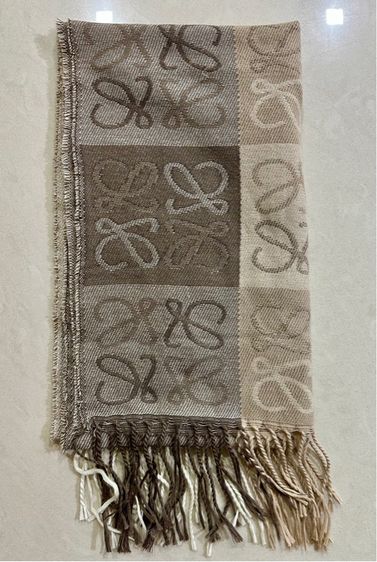 ผ้าพันคอ  Loewe Scarf รูปที่ 3