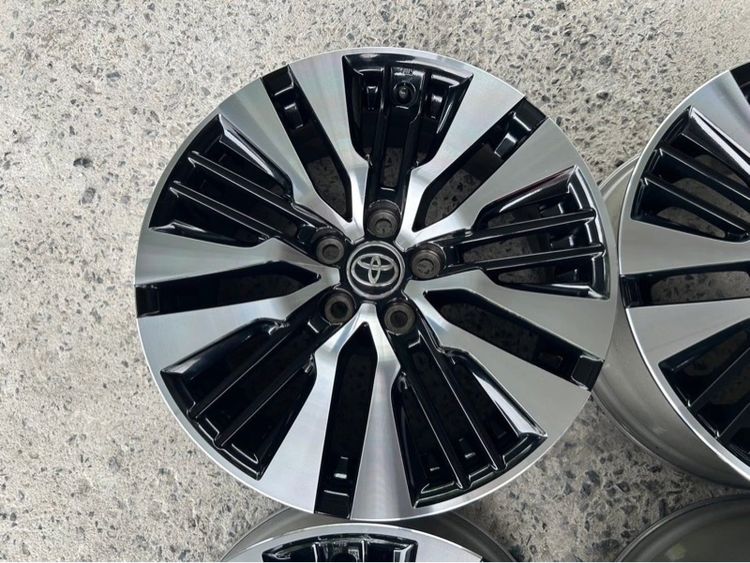 แม็กแท้ Toyota Alphard SC ขอบ18 5รู114 สภาพสวยมาก สีเดิมไม่มีเบียด รูปที่ 5