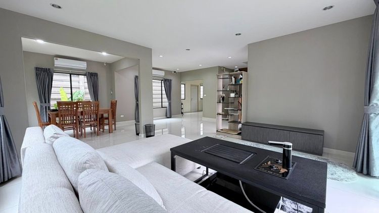 อื่นๆ ตกแต่งครบ 2023 โครงการ ภัสสร เพรสทีจ บางนา–สุวรรณภูมิ (Passorn Prestige Bangna–Suvarnabhumi) บ้านเดี่ยวหรู 2 ชั้น พร้อมเฟอร์นิเจอร์ครบ พร้อมเข้าอยู่ทันที  รูปที่ 3