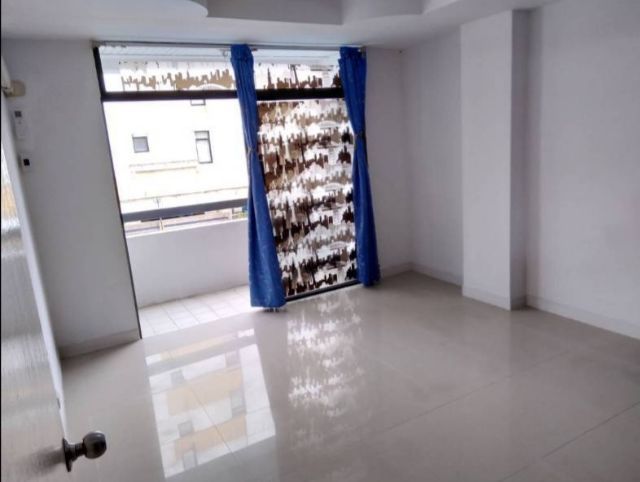 ขายห้องชุดเซนต์ชาร์มคอนโดมิเนียม 90 ตร. ม. ราคา 1.9 ล้านบาท ศรีนครินทร์ 45