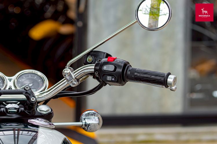 Triumph Bonneville T120 ปี2017 สีทูโทน วิ่ง30,000Km ท่อBC โช๊คFOX รูปที่ 13