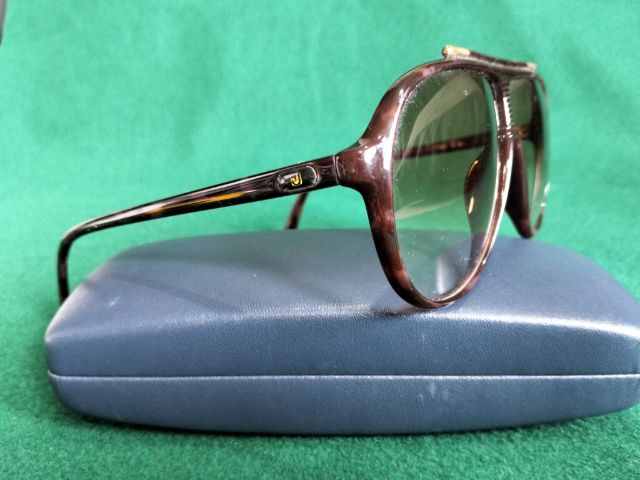 แว่นกันแดด vintage ทรง Aviator แบรนด์ Jean Chartant ยุค 90 หายากตัวเฟรมลายกระสีน้ำตาลกระจกทูโทนสีชาอ่อนๆใส่สบายตัวเบา  รูปที่ 5
