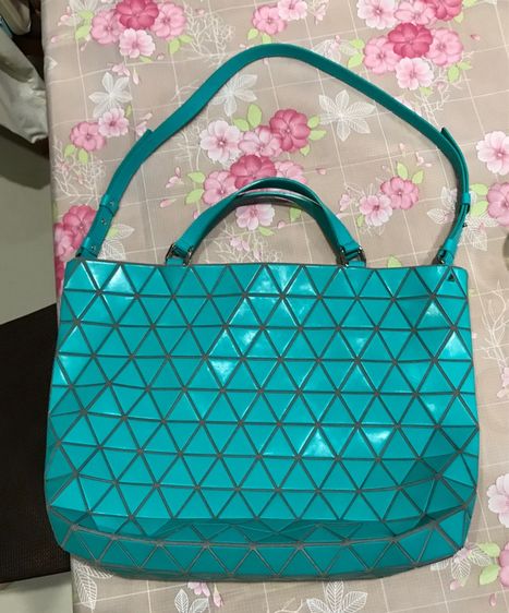  ลดราคา Issey Miyake แท้ ใบใหญ่ สภาพดี  รูปที่ 15