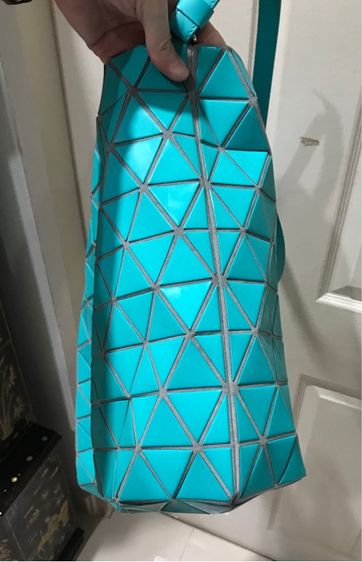  ลดราคา Issey Miyake แท้ ใบใหญ่ สภาพดี  รูปที่ 10