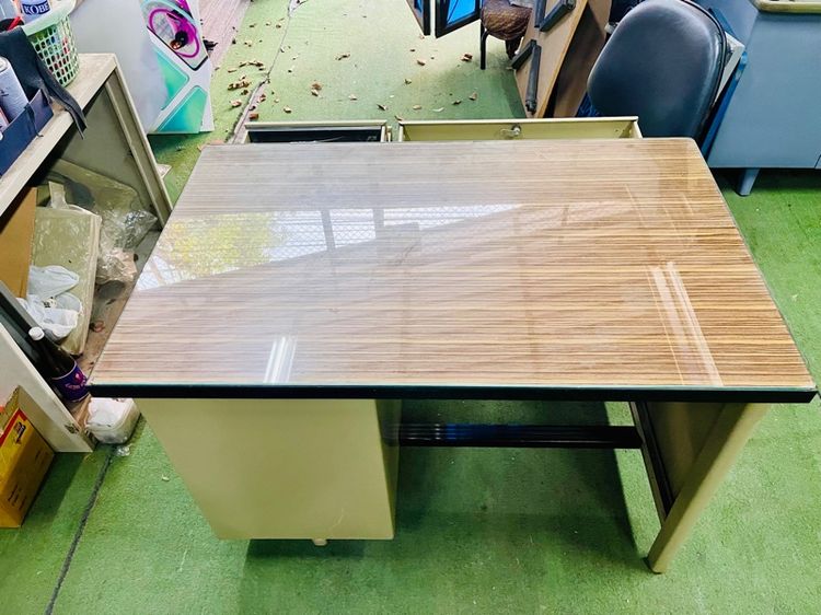 ชุดโต๊ะเหล็ก Kingdom ทอปกระจก พร้อมเก้าอี้ รูปที่ 7