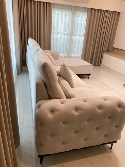 โซฟา ตัว L สภาพใหม่ ใช้งานปีกว่า กว้าง 1 เมตร ยาว 3.2 เมตร ขายื่นด้านซ้าย 1.8 เมตร ผ้าPASAYA รุ่น PET friendly รูปที่ 4