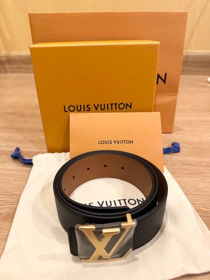 เข็มขัด LV