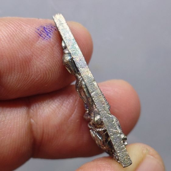 สมเด็จจิตรลดา รุ่น 2 พระกำลังแผ่นดิน มวลสารจิตรลดา หลังตรากาญจนา เนื้อเงิน ปี2539 พร้อมกล่องเดิม รูปที่ 4