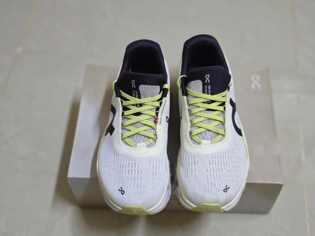  On Cloud ผู้หญิง
รุ่น Cloudmonster 2 สี Undyed Zest
 รูปที่ 4