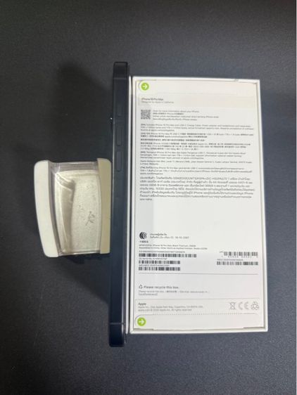 iPhone 16 Pro Max 256 GB สีดำไทเทเนียมท Black Titanium รูปที่ 3