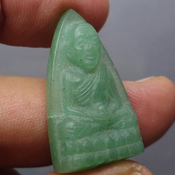 หลวงปู่ทวดหยก พิมพ์ใหญ่ หลังฝังหมุดทองคำแท้ วัดพะโคะ จ. สงขลา ปี 2543 พร้อมกล่องเดิม จัดสร้างโดย สมาคมชาวเพชรบุรี รูปที่ 5