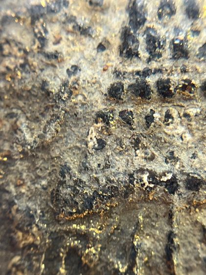 พระสมเด็จวัดระฆังพิมพ์ใหญ่เนื้อสีดำใบลาน หลัง ตราฉัตร ร.4(056) รูปที่ 17