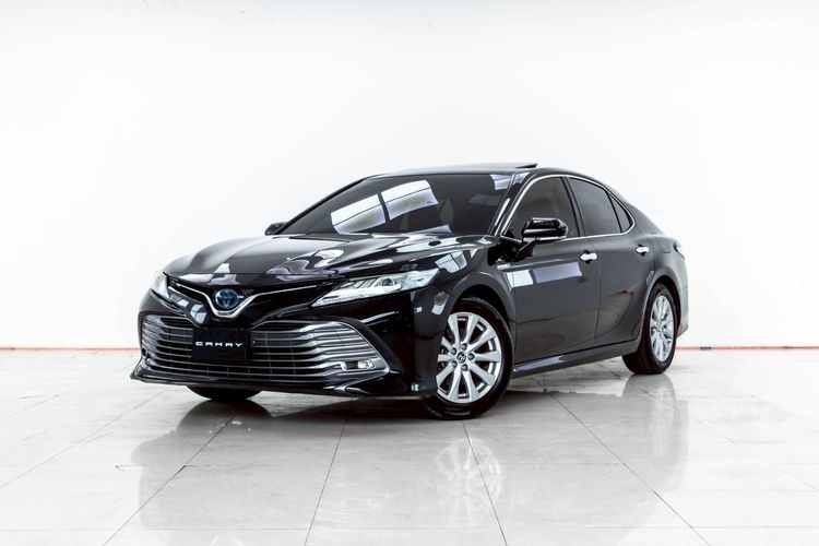 รถ Toyota Camry 2.5 HEV Premium สี ดำ