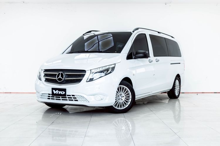 รถ Mercedes-Benz V-Class Vito สี ขาว