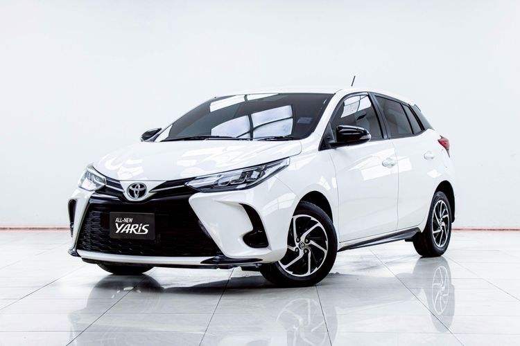 Toyota Yaris 2021 1.2 Sport Sedan เบนซิน ไม่ติดแก๊ส เกียร์อัตโนมัติ ขาว รูปที่ 4