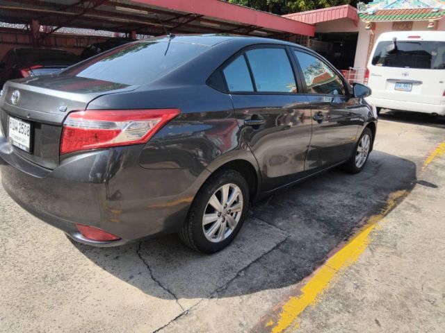 Toyota Vios 2014 1.5 E Sedan เบนซิน ไม่ติดแก๊ส เกียร์อัตโนมัติ เทา รูปที่ 4