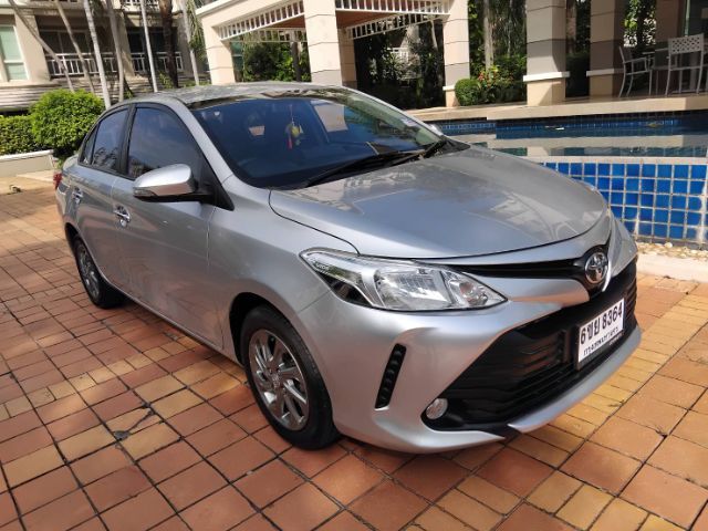 Toyota Vios 2017 1.5 E Sedan เบนซิน ไม่ติดแก๊ส เกียร์อัตโนมัติ บรอนซ์เงิน รูปที่ 4