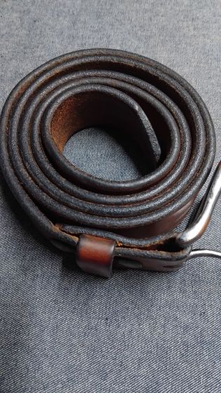 เข็มขัดหนังสีน้ำตาลหนังหนา สวยมีกระดุมเป๊กถอดเปลี่ยนสายได้ เอว45-48 กว้าง1.5 ยาวรวมหัว55นิ้ว
สภาพสวย
ขาย450ส่งเคอรี่50  รูปที่ 7