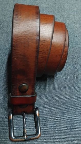 เข็มขัดหนังสีน้ำตาลหนังหนา สวยมีกระดุมเป๊กถอดเปลี่ยนสายได้ เอว45-48 กว้าง1.5 ยาวรวมหัว55นิ้ว
สภาพสวย
ขาย450ส่งเคอรี่50  รูปที่ 8
