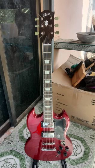 กีตาร์ไฟฟ้า SG (หัวทำโลโก้)