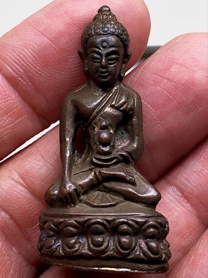 พระกริ่งเก่าคะ