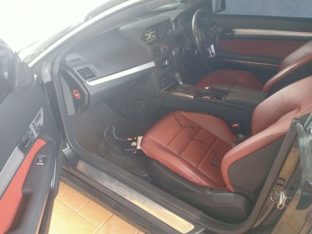 รถ Mercedes-Benz E-Class E200 CGI สี ดำ