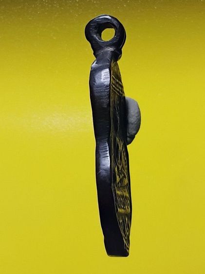 เหรียญหล่อโบราณ หลวงพ่อโสธร ปี2462 เนื้อสัมฤทธิ์กลับดำ สภาพสวยมาก พระเก็บเก่าไม่ผ่านการใช้ พบน้อยมาก รูปที่ 3