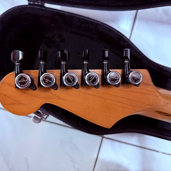 Guitar Cherie strat  รูปที่ 4