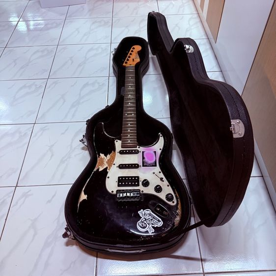 อื่นๆ กีต้าร์ไฟฟ้า Guitar Cherie strat 