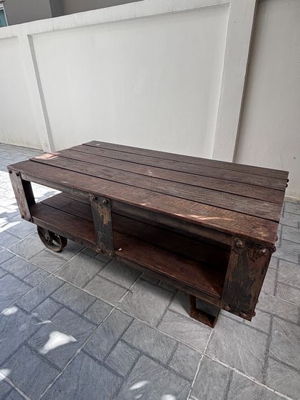 Rustic wood and iron coffee table 123cmx63cmx51cm