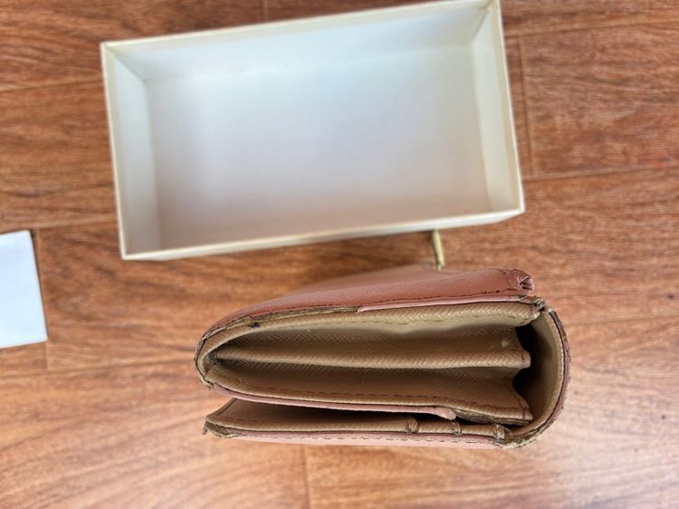 DKNY กรเป๋าสตางค์ รูปที่ 6