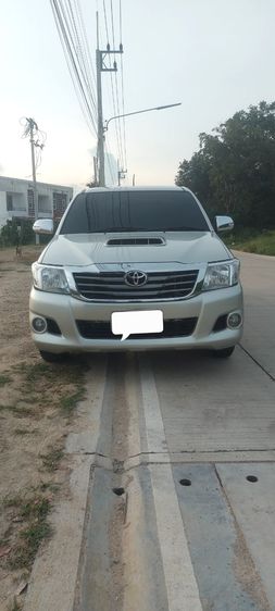 Toyota Hilux Vigo Champ 2013 Smart Cab 2.5 G VNT Pickup ดีเซล ไม่ติดแก๊ส เกียร์ธรรมดา บรอนซ์เงิน รูปที่ 3