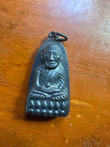 พระเครื่อง รูปที่ 2