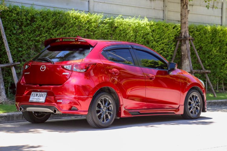 Mazda Mazda 2 2019 1.3 Sports High Connect Sedan เบนซิน ไม่ติดแก๊ส เกียร์อัตโนมัติ แดง รูปที่ 4