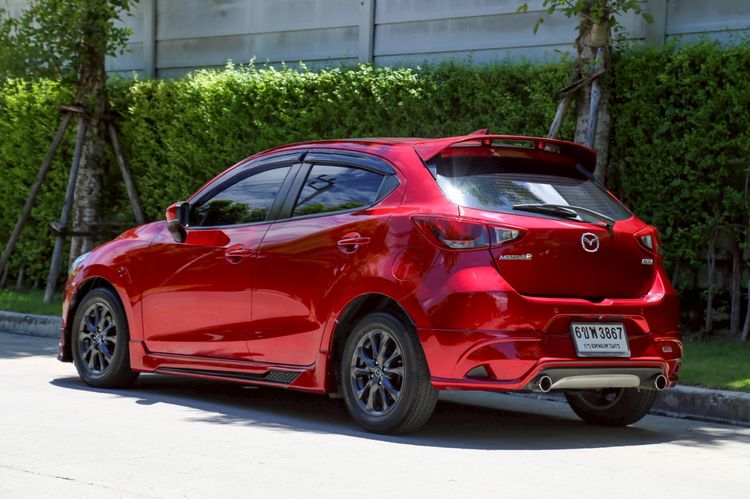 Mazda Mazda 2 2019 1.3 Sports High Connect Sedan เบนซิน ไม่ติดแก๊ส เกียร์อัตโนมัติ แดง รูปที่ 3
