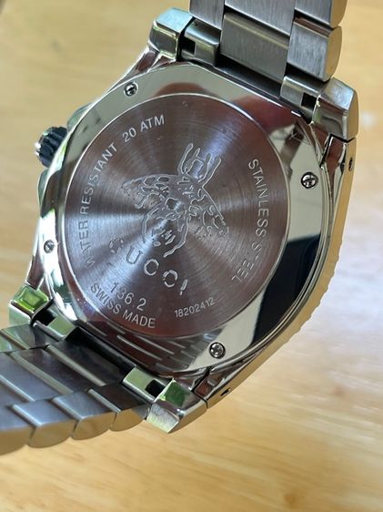 GUCCI Dive XL Swiss 45 mm Stainless Steel Black Dial Men’s 's Quartz Watch YA136221 รูปที่ 13