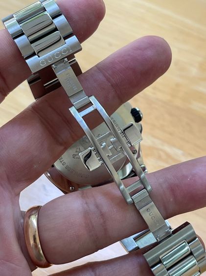 GUCCI Dive XL Swiss 45 mm Stainless Steel Black Dial Men’s 's Quartz Watch YA136221 รูปที่ 12