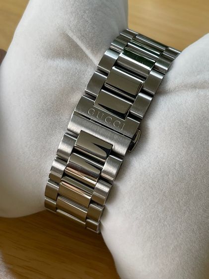 GUCCI Dive XL Swiss 45 mm Stainless Steel Black Dial Men’s 's Quartz Watch YA136221 รูปที่ 5