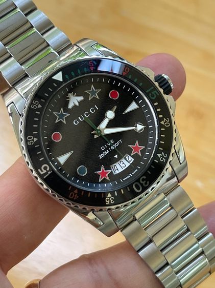 GUCCI Dive XL Swiss 45 mm Stainless Steel Black Dial Men’s 's Quartz Watch YA136221 รูปที่ 9