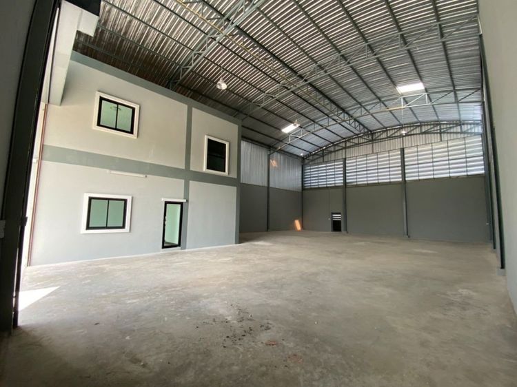 ขายหรือให้เช่า โรงงาน โกดัง ออฟฟิศ 2 ชั้น โครงการทรัพย์รุ่งเรือง ( คอกกระบือ ) ขนาดพื้นที่รวม 680 ตร.ม. ทำโรงงานได้ แถวคอกกระบือ  รูปที่ 4