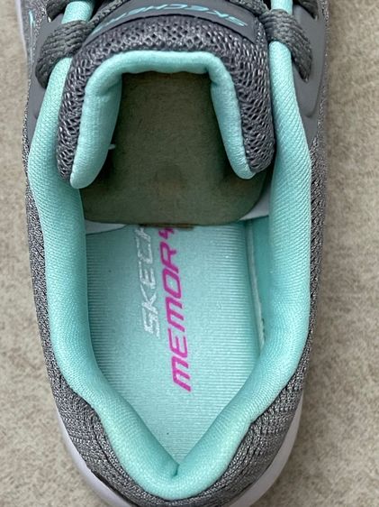 รองเท้ากีฬาผู้หญิง รูปที่ 8