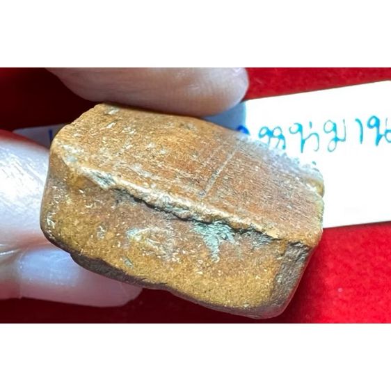 หลวงพ่อปาน วัดบางนมโค พระเครื่องเนื้อดินทรง 5 เหลี่ยม พิมพ์สมเด็จประทับ หนุมาน สภาพสมบูรณ์ ผงพุทธคุณเต็มกระบอก รูปที่ 5