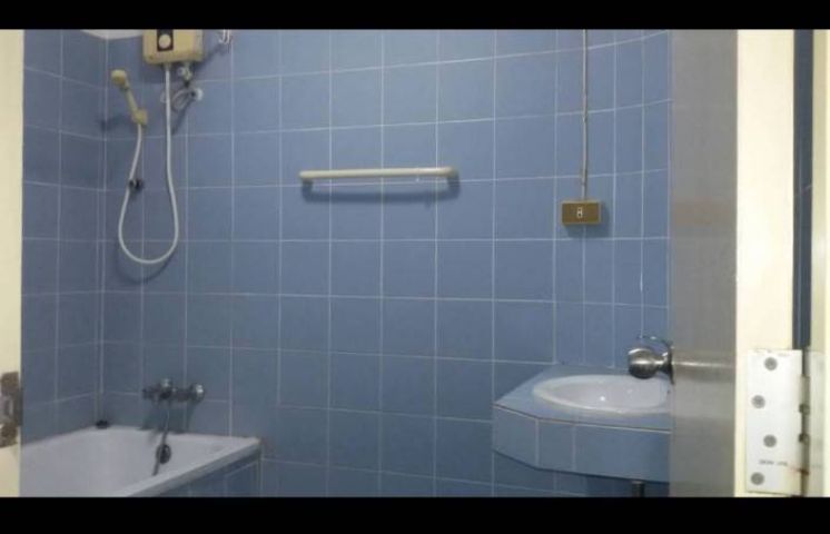 มีบางส่วน อื่นๆ 2011 ไม่อนุญาต ใช่ คอนโดให้เช่า ห้องกว้างติดถนนพัฒนาการ รูปที่ 4