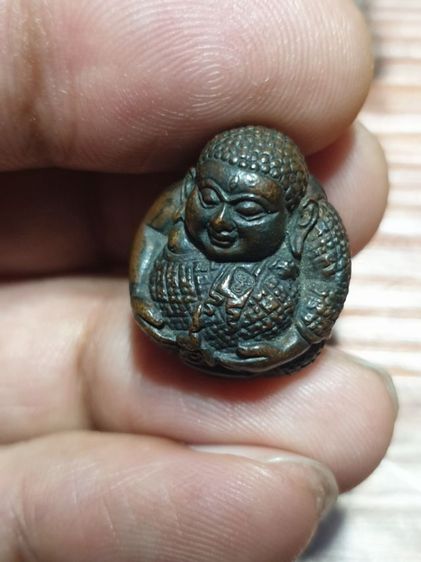 ลูกอมพระสังกัจจายน์หลวงพ่อพูลวัดไผ่ล้อม รุ่นเจ้าคุณพูล ปี 47 สภาพสวยรับประกันพระแท้ดูง่าย รูปที่ 6