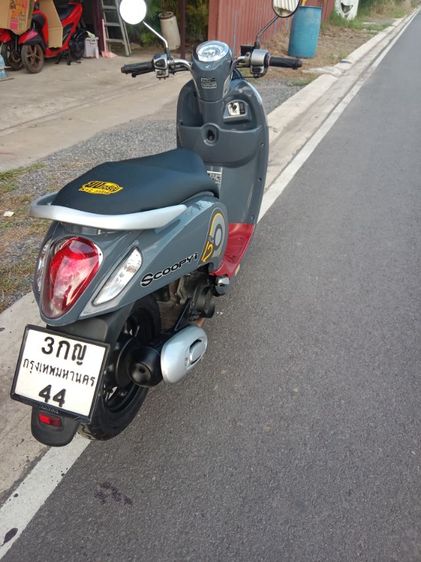 ขาย honda scoopy ปี 12 ทะเบียนสวยรถบิ้วใหม่ทั้งคัน รูปที่ 2