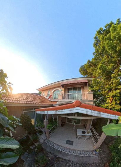 Land and Houses มีบางส่วน สร้างเสร็จก่อน 2010 บ้านเดี่ยว 2 ชั้น บ้านปาริชาต สุวินทวงศ์ โครงการแลนด์แอนด์เฮาส์ ถนน คุ้มเกล้า  รูปที่ 2