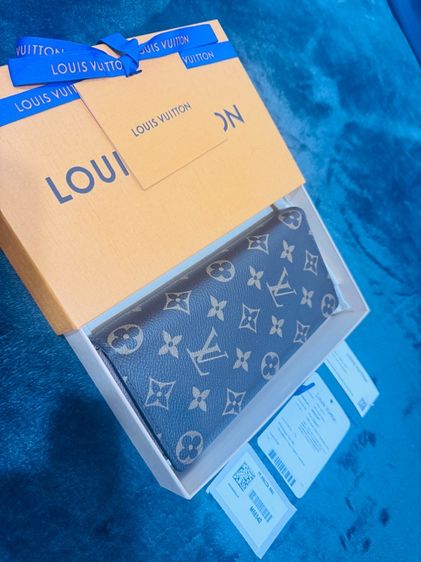LV กระเป๋าสตางค์รุ่น Brazza รูปที่ 5